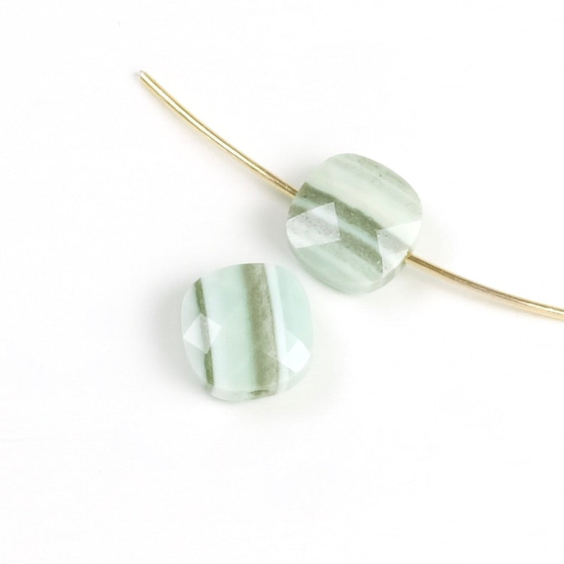 Perle naturelle carrée 8mm taille coussin en Agate rayée verte