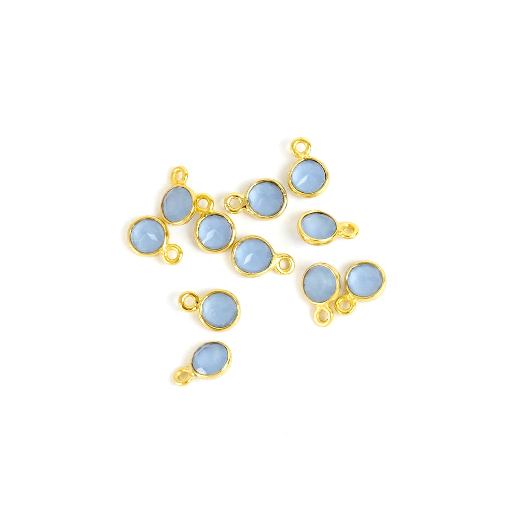 Pendentif sertis 4mm Calcédoine bleue en laiton Doré à l'or fin 24K