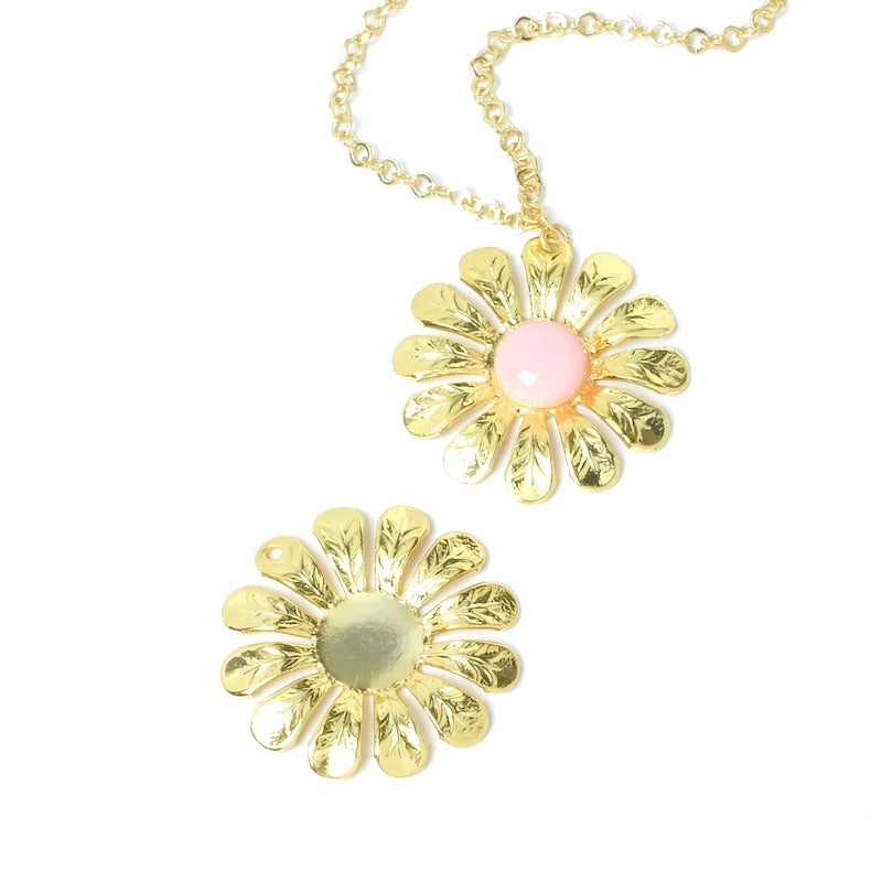 Pendentif Fleur marguerite en laiton doré à l'or fin 24K