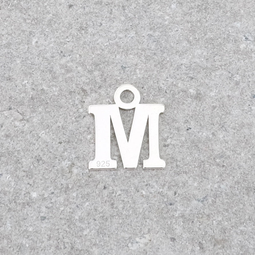 Pendentif lettre M en argent 925