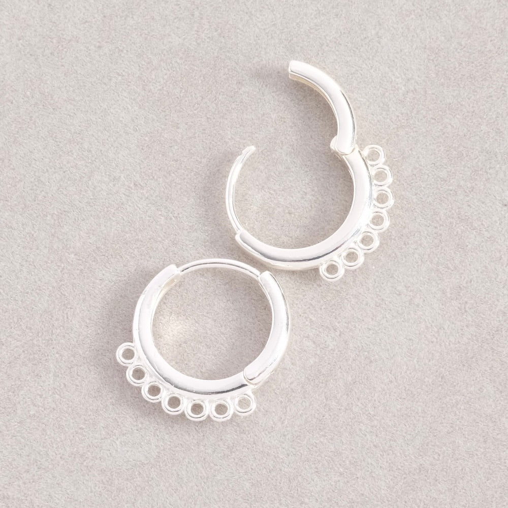 Boucles d&#39;Oreilles Créoles avec 7 Anneaux en laiton Argenté 925 Premium, la paire