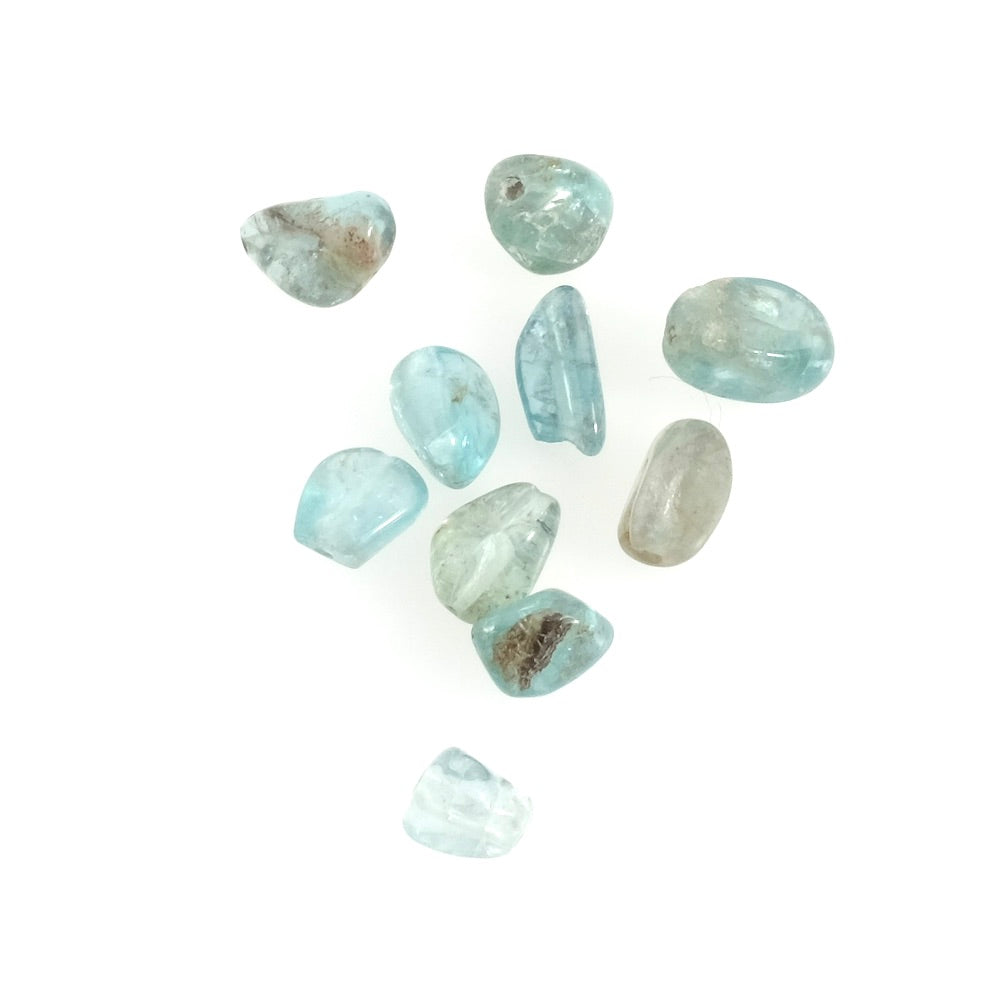 10 perles naturelles irrégulières en Apatite